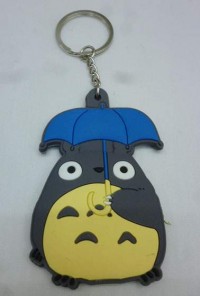 TOTORO LLAVERO CAUCHO 7CM CON PARAGUAS Y DE FRENTE