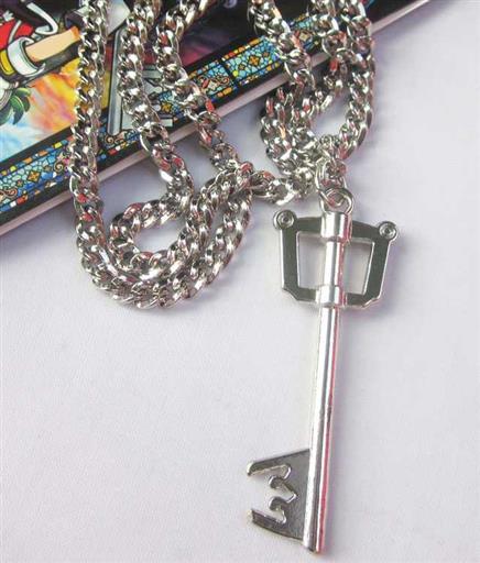 KINGDOM HEARTS COLGANTE LLAVE EN SOBRE KINGDOM HEARTS COLGANTE LLAVE EN SOBRE
