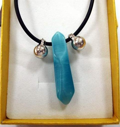 NARUTO COLGANTE PIEDRA AZUL Y CASCABELES NARUTO COLGANTE PIEDRA AZUL Y CASCABELES